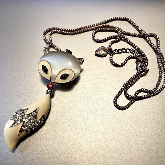 Jewelry - Fancy Fox Necklace  --similar to Betsey Johnson